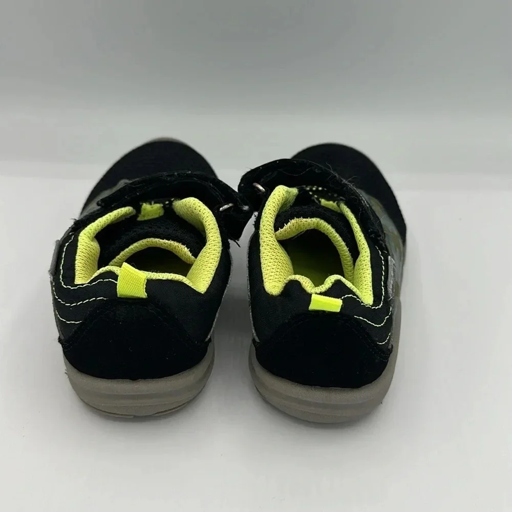black & camouflage OshKosh B'gosh tennis shoes size 10